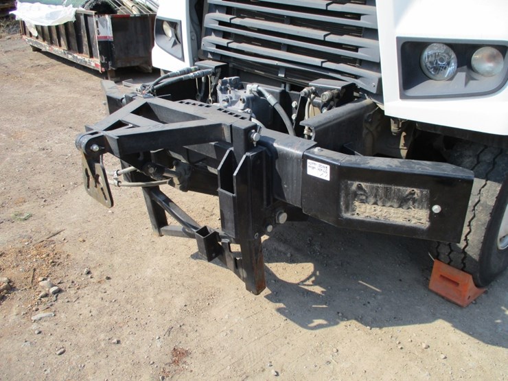 2021-freightliner-114sd-image-24