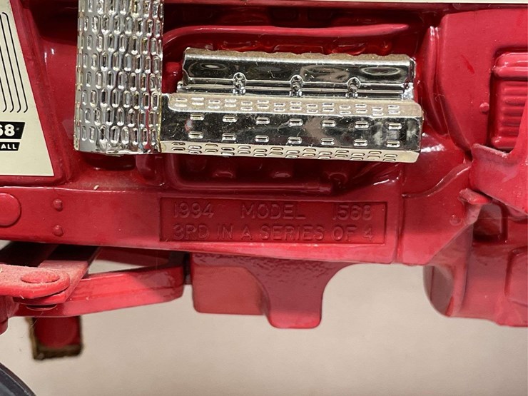 1/16-ih-1568-nib-ertl-image-9