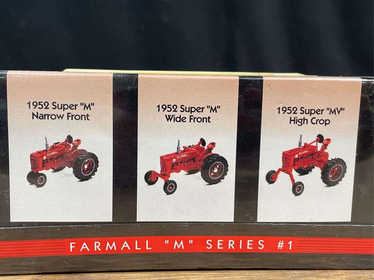 1/64-farmall-m-set-nib-ertl-image-7