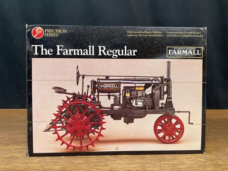 1/16-farmall-regular-precision-nib-ertl-image-15