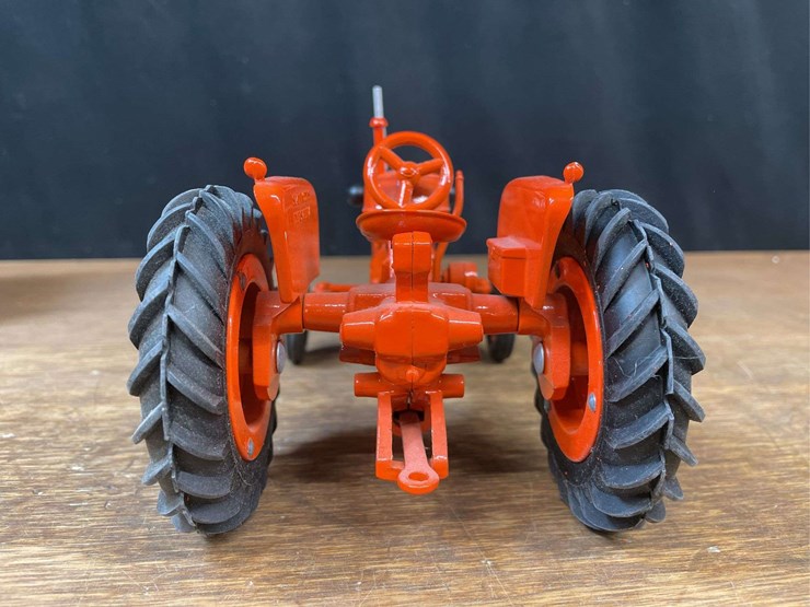 1/16-ac-d17-nib-sm-image-6