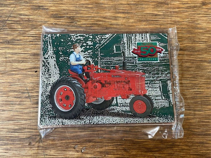 1/16-farmall-h-50th-anniversary-nib-ertl-image-19