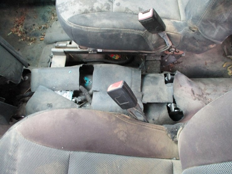 2014-ford-explorer-image-9