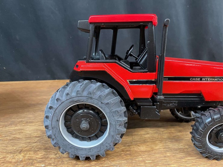 1/16-case-ih-magnum-7130-1990-strasbourg-nib-ertl-image-15
