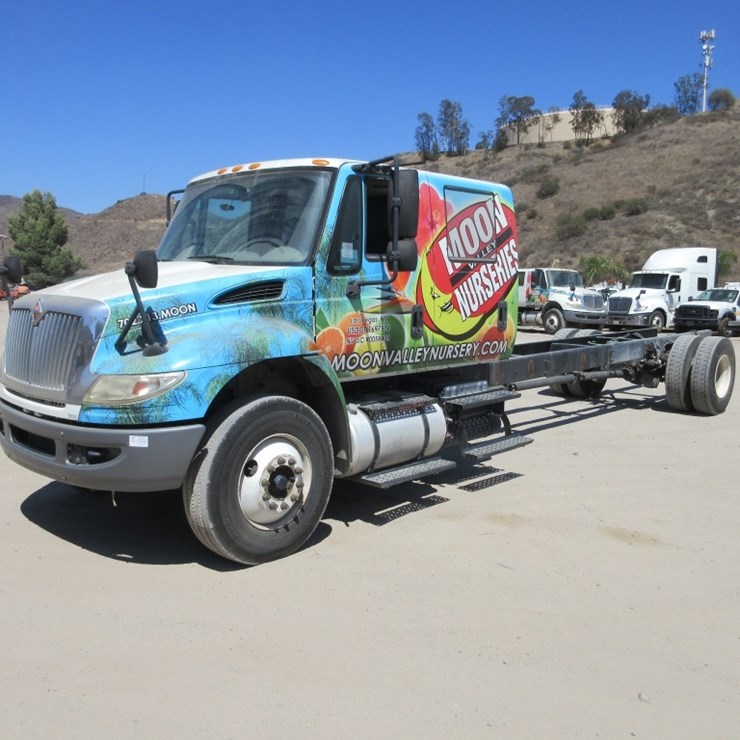 2014 INTERNATIONAL DURASTAR 4300