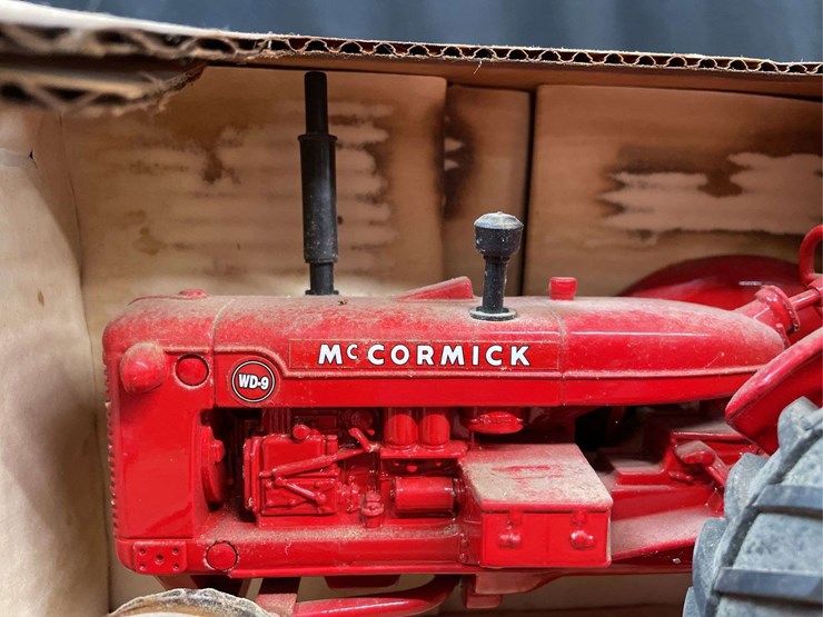 (2)-1/16-mccromick-wd-9-+-ih-forage-wagon-nib-ertl-image-9