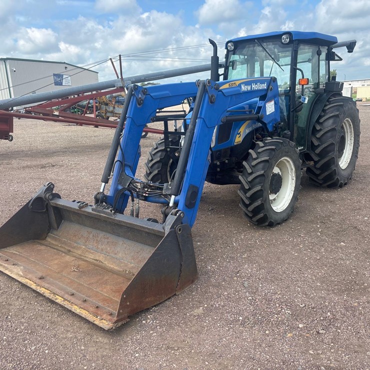 2013 New Holland T4050 Tractor with Loader