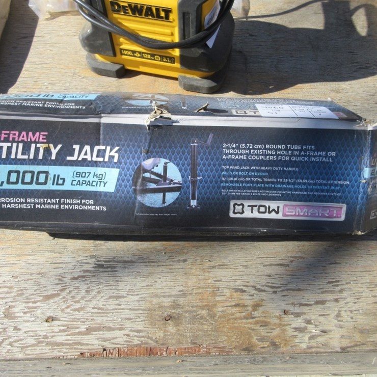 Tow Smart A-Frame Utility Top Wind Jack,