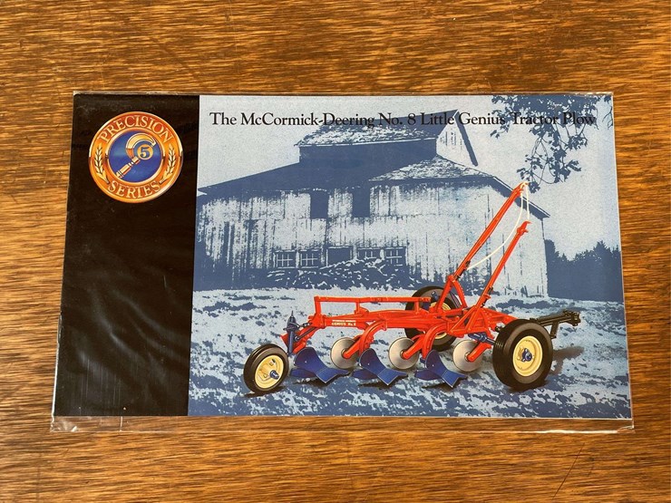 1/16-mccormick-deering-little-genius-plow-precision-nib-ertl-image-13