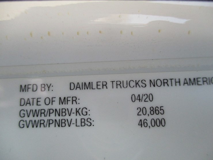 2021-freightliner-114sd-image-27