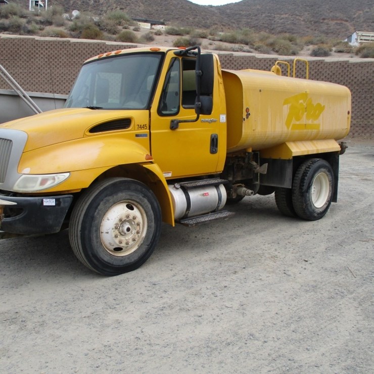 2013 INTERNATIONAL DURASTAR 4300