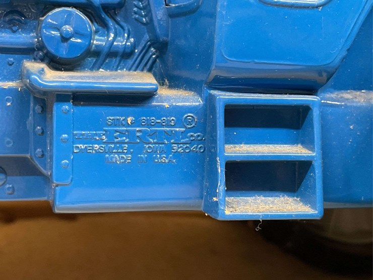 1/12-ford-tw-20-nib-ertl-image-10