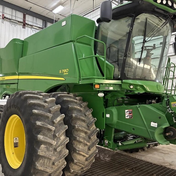 2019 JOHN DEERE S780