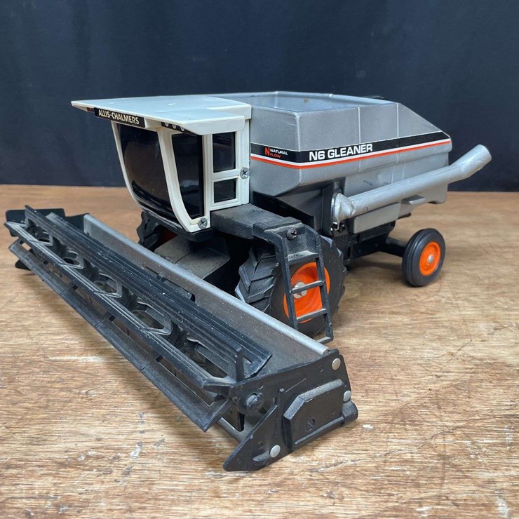 GLEANER N6