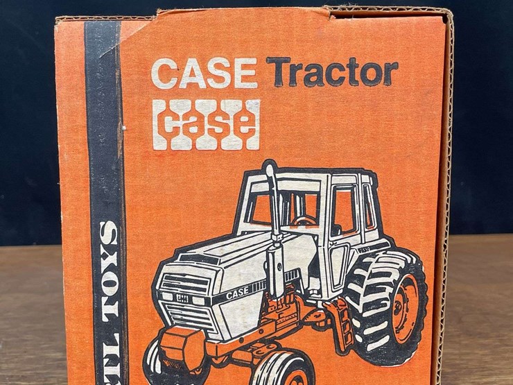 1/16-case-2590-nib-ertl-image-3