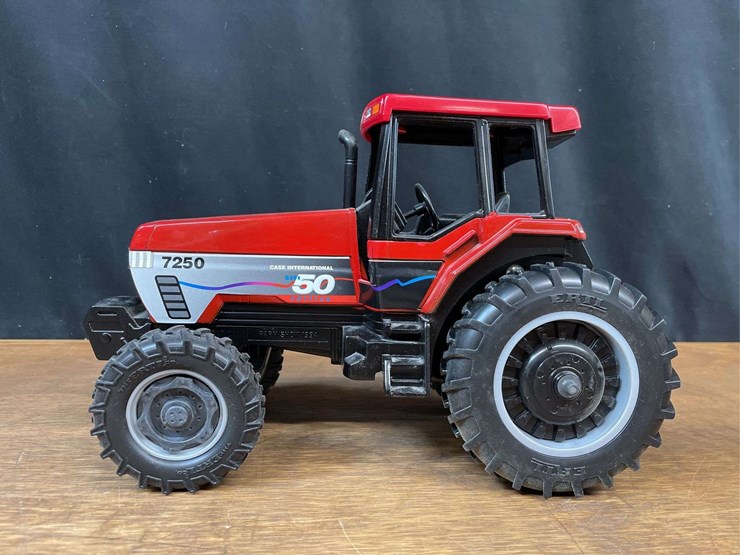 1/16-case-ih-magnum-7250-mark-50-1994-farm-show-nib-ertl-image-3