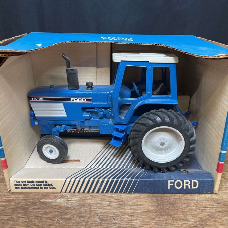 FORD TW25
