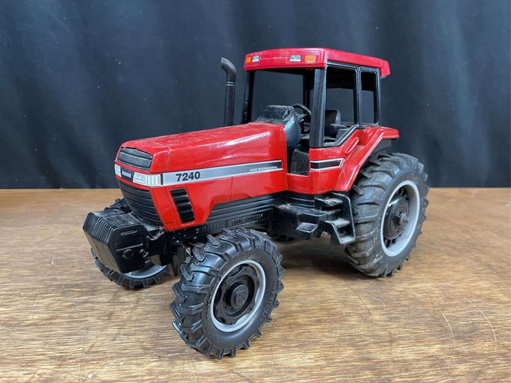 1/16-case-ih-magnum-7240-1994-farm-show-nib-ertl-image-2