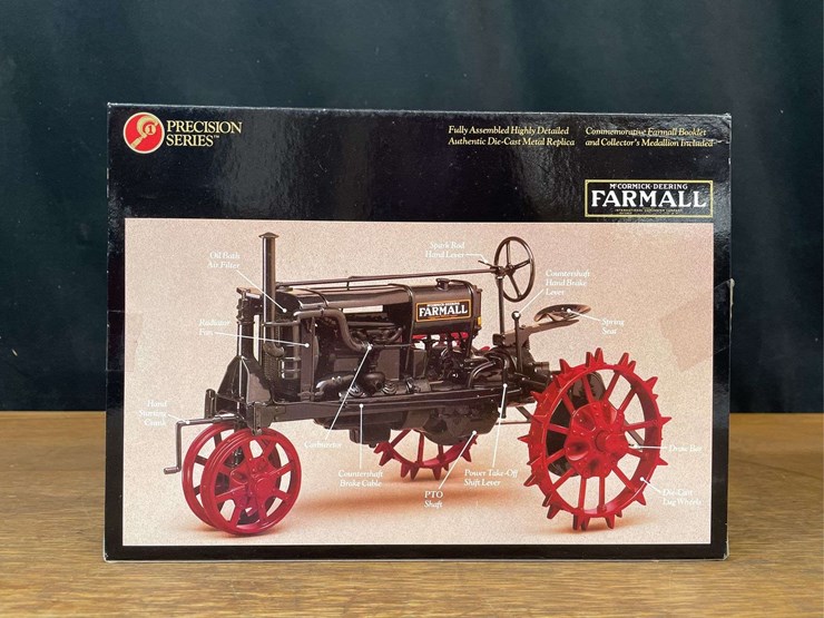 1/16-farmall-regular-precision-nib-ertl-image-18