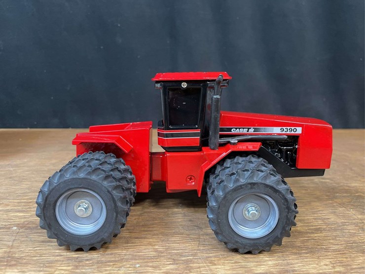 1/32-case-ih-9390-1997-collector-nib-sm-image-6
