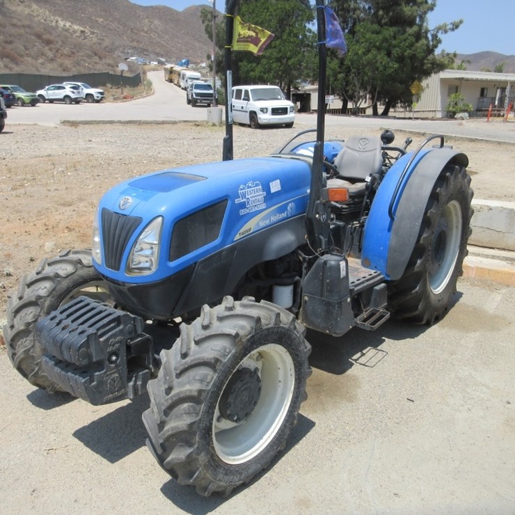 NEW HOLLAND T4050F