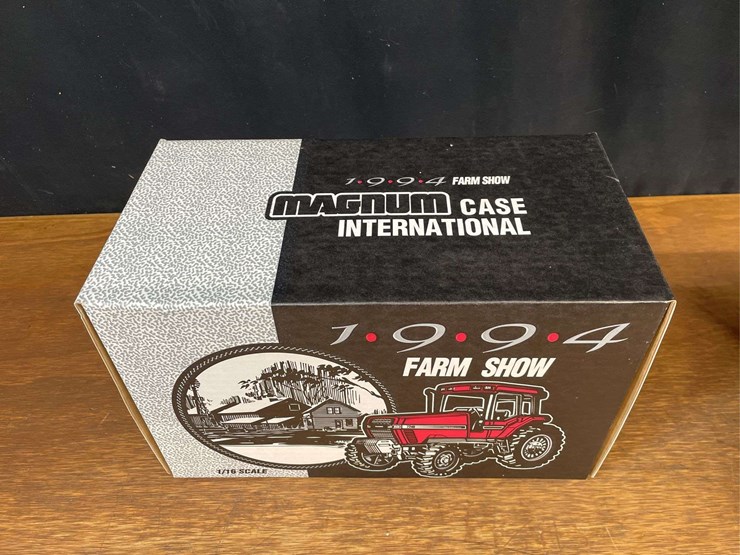 1/16-case-ih-magnum-7240-1994-farm-show-nib-ertl-image-20