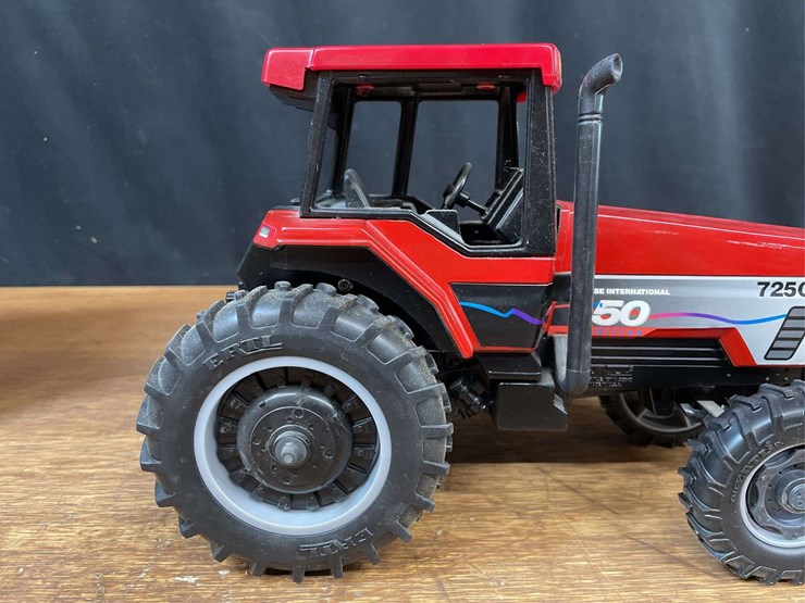1/16-case-ih-magnum-7250-mark-50-1994-farm-show-nib-ertl-image-15