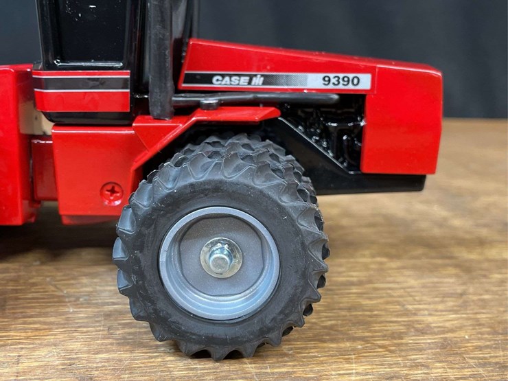 1/32-case-ih-9390-1997-collector-nib-sm-image-17