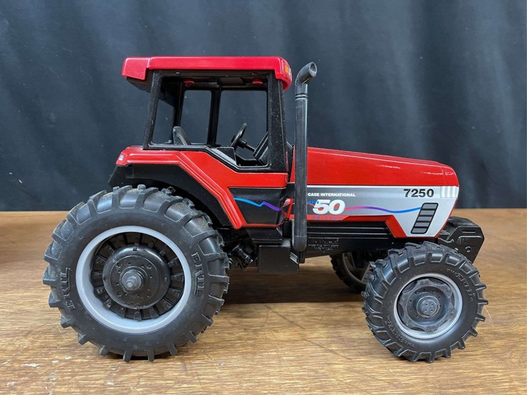 1/16-case-ih-magnum-7250-mark-50-1994-farm-show-nib-ertl-image-6
