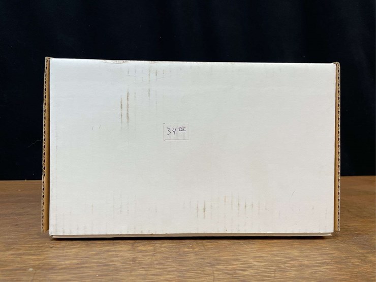1/32-case-ih-9390-1997-collector-nib-sm-image-23