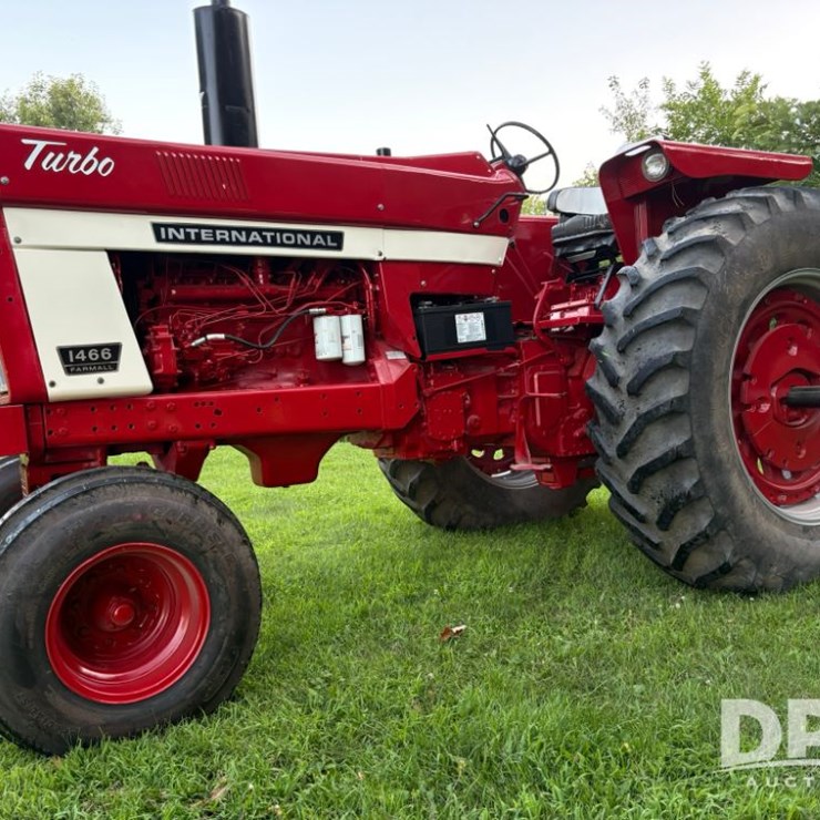 1975 INTERNATIONAL 1466