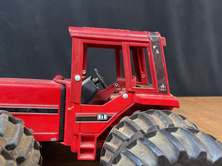 1/16-ih-7488-collector-ertl-image-12
