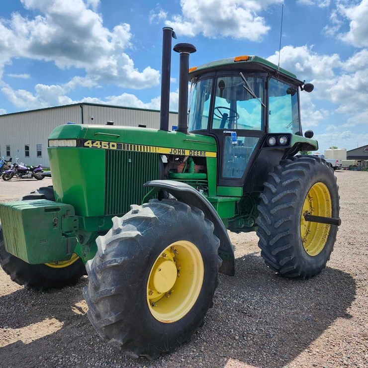 JOHN DEERE 4450