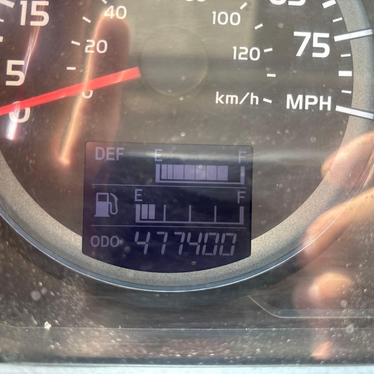 2016 HINO 268