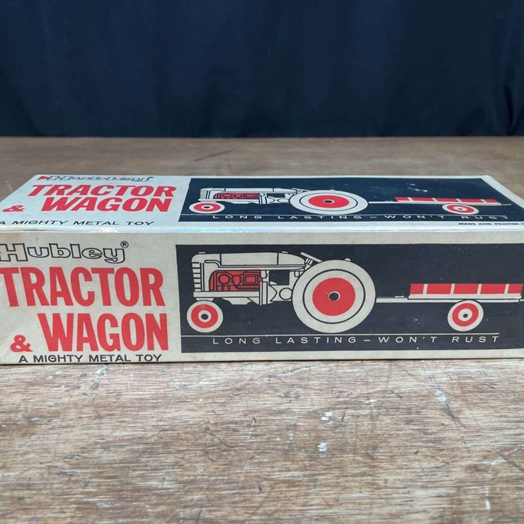 Tractor & Wagon Set NIB Hubley