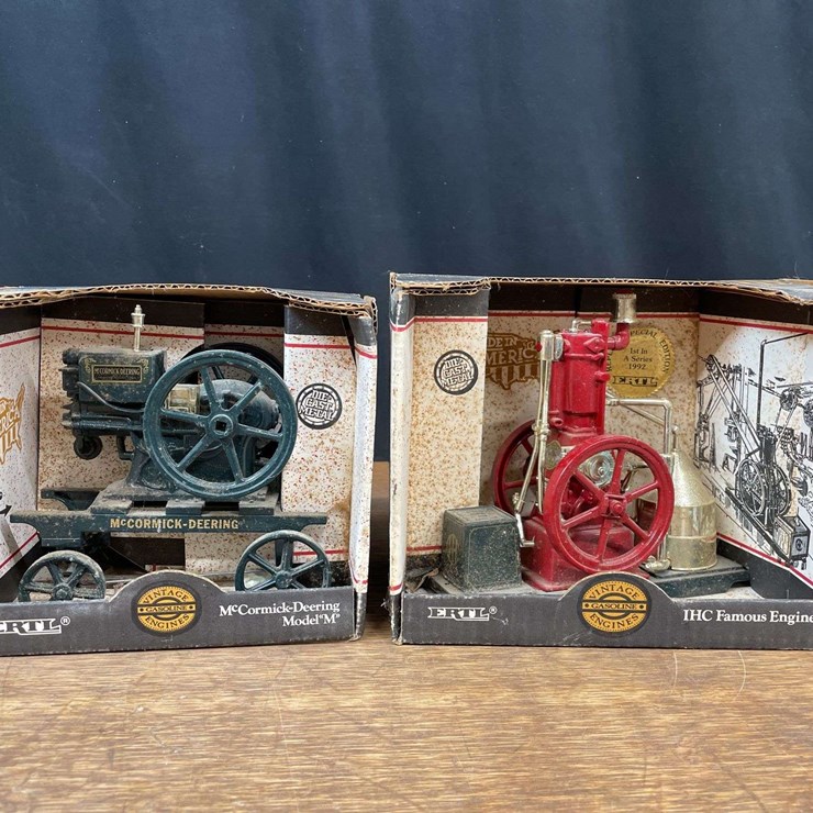 (2) McCormick-Deering + IHC Engines NIB Ertl