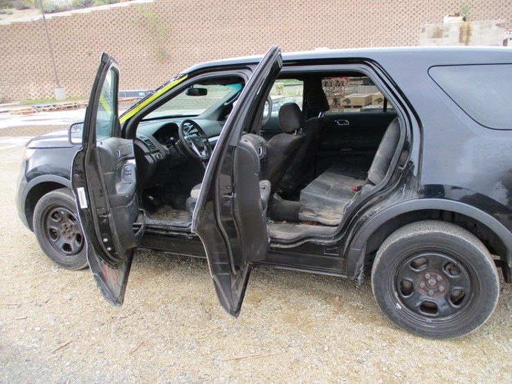 2014-ford-explorer-image-11