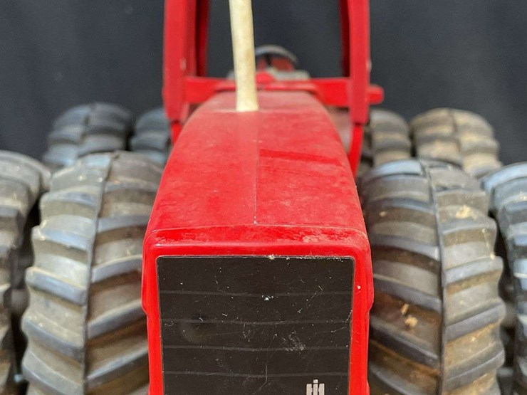 1/16-ih-7488-collector-ertl-image-7
