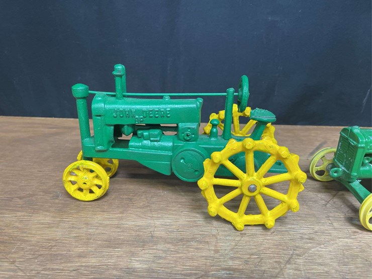 john-deere-16-image-3
