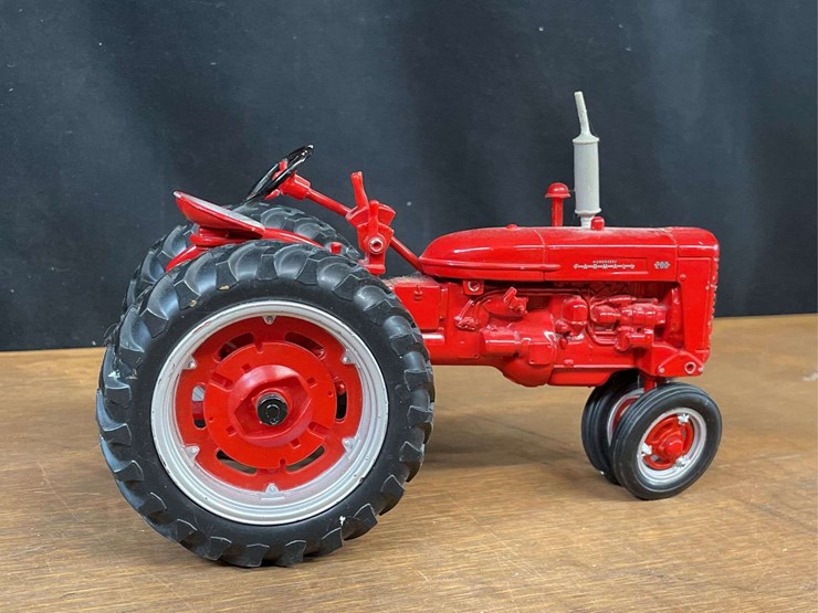 (3)-1/16-farmall-200,-disk,-elevator-ertl-image-7