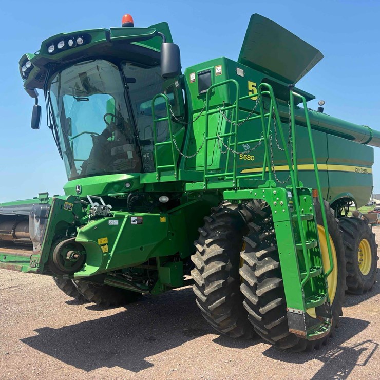 2013 JOHN DEERE S680