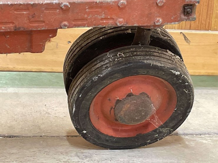 farmall-400-pedal-tractor-eska-image-34