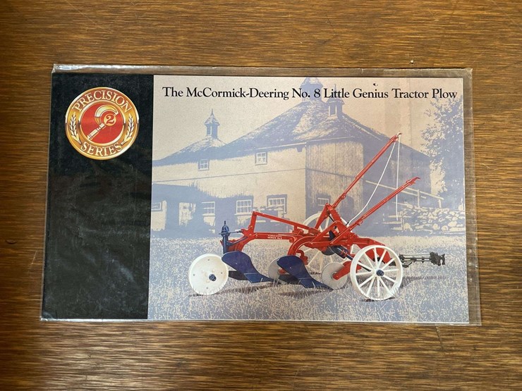 1/16-mccormick-deering-little-genius-plow-precision-nib-ertl-image-22