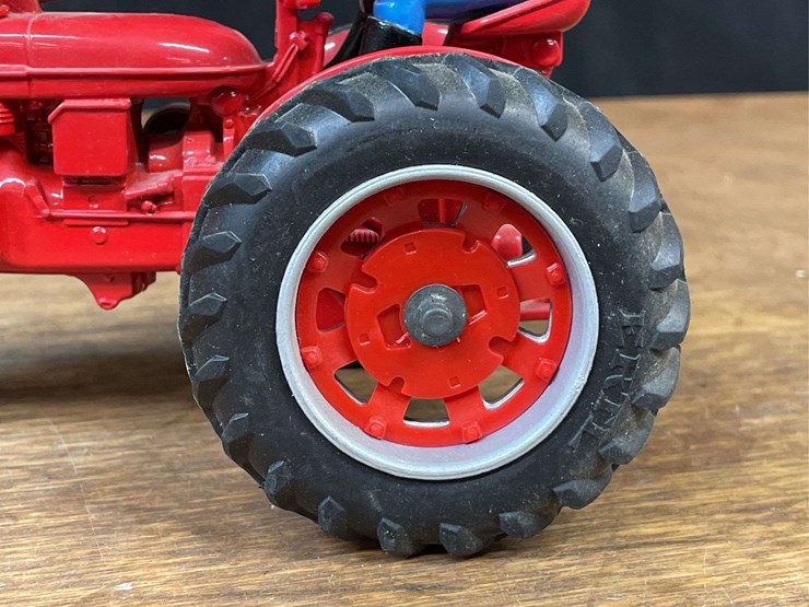1/16-farmall-h-50th-anniversary-nib-ertl-image-10