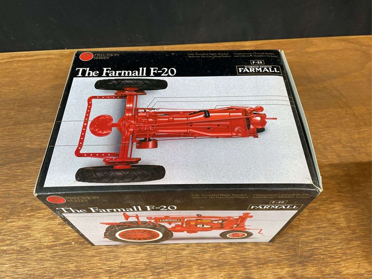 1/16-farmall-f20-precision-nib-ertl-image-16