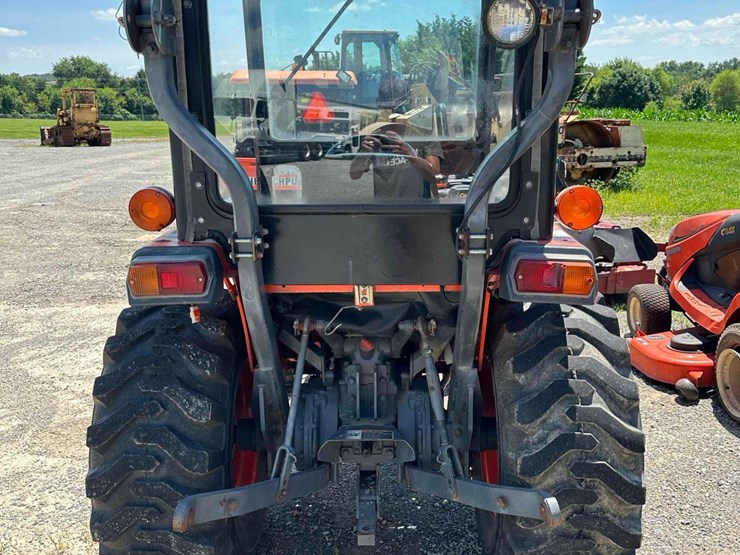 kubota-l2800-image-9