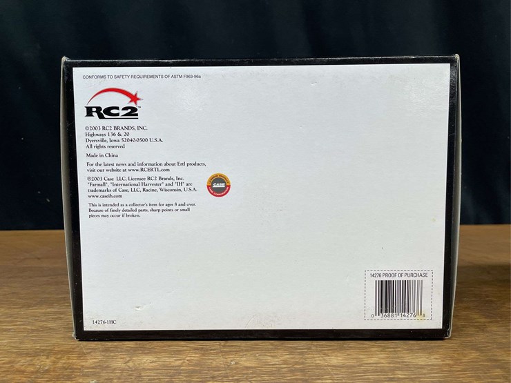 1/16-farmall-560-precison-nib-ertl-image-15