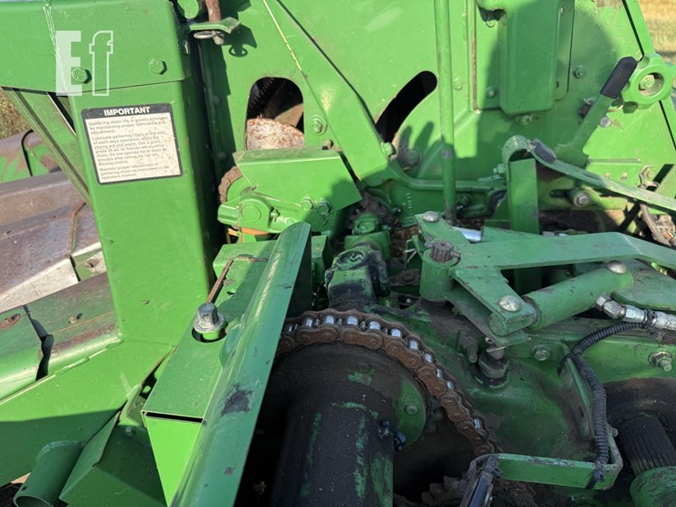 john-deere-3975-image-8