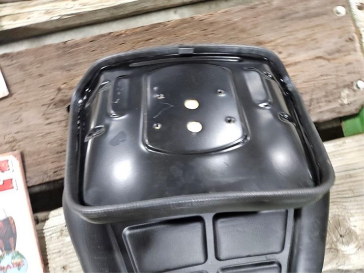 #364-•-new-black-seat-image-6