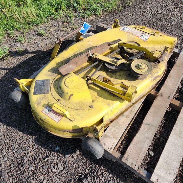 JOHN DEERE 130
